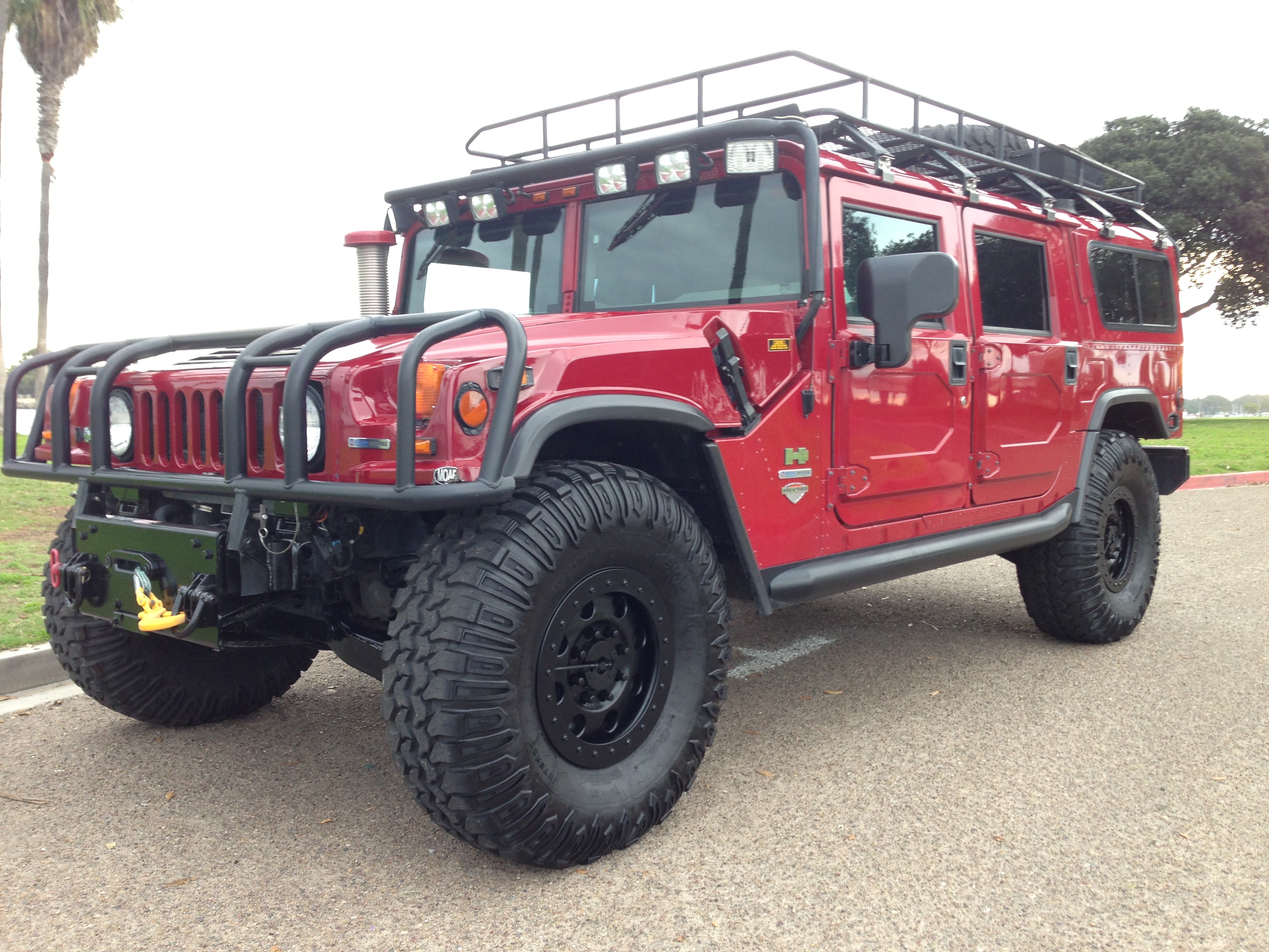 sold…..hummer h1 alpha interceptor duramax turbo diesel with allison transmission 4door hardtop hmc4 with wagon shell